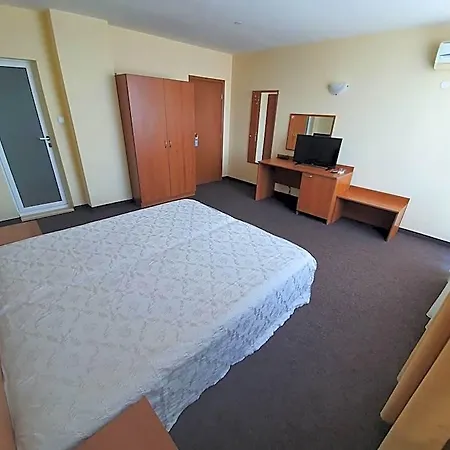 Sandor Hotel